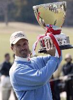 Stolz wins season-opening Token Homemate Cup golf